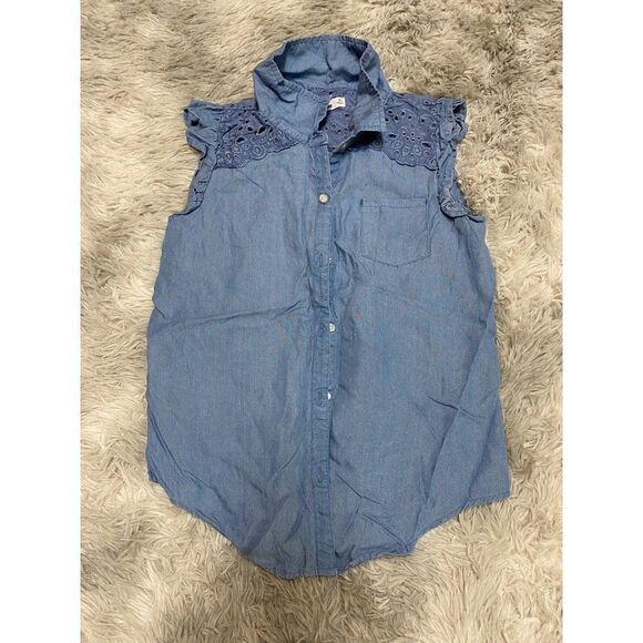 Button Down Blouse Top - Picture 2 of 4